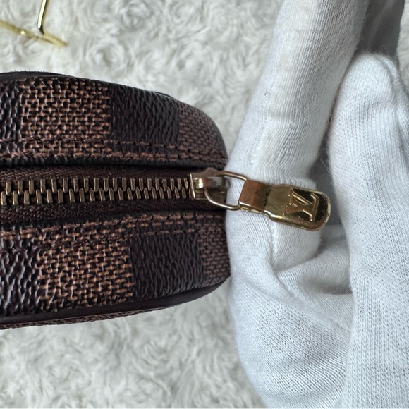 Louis Vuitton Ipanema Pochette Damier Ebene - Picture 9 of 17
